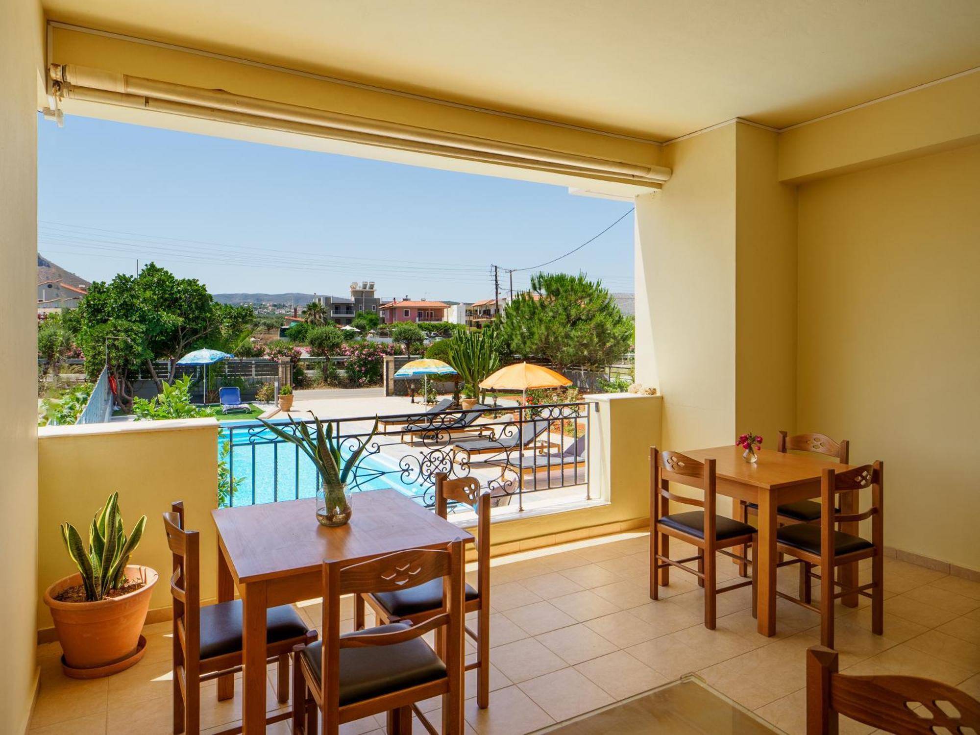 Fotis Studios Apartments กูเวส ภายนอก รูปภาพ