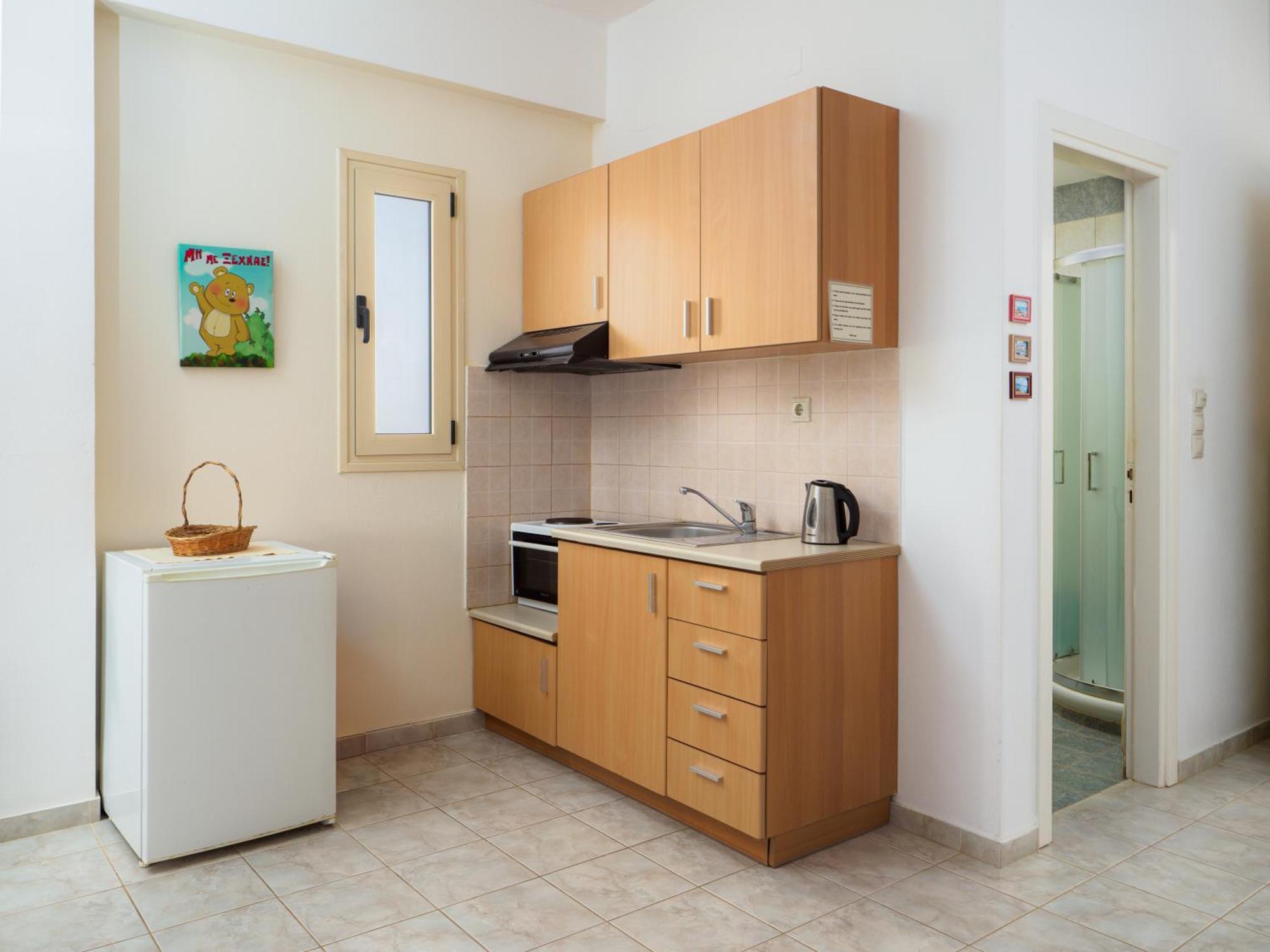 Fotis Studios Apartments กูเวส ภายนอก รูปภาพ